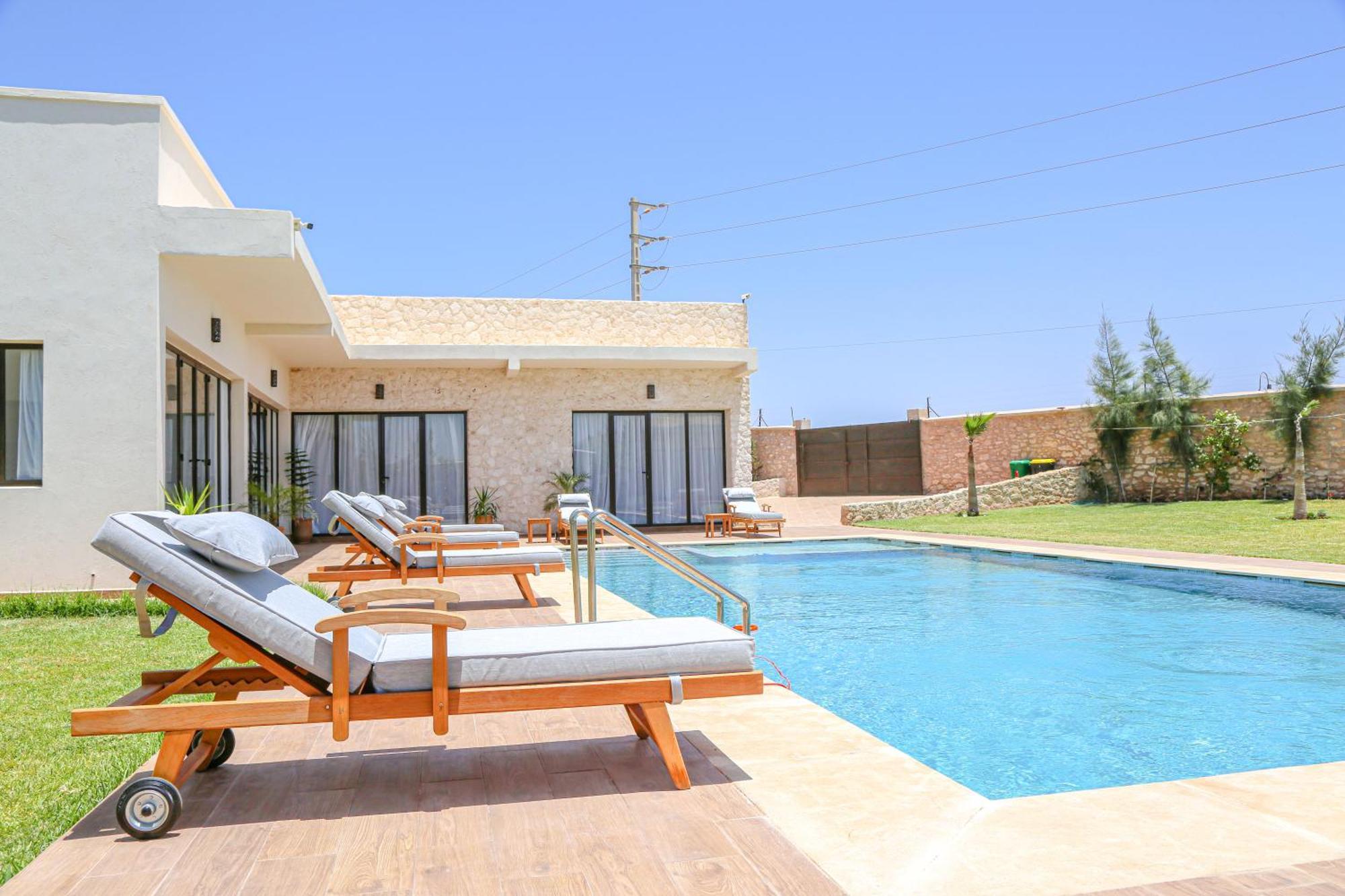 Villa La Rose Bleue - Residence Hoteliere Avec Piscine - Szavíra Kültér fotó