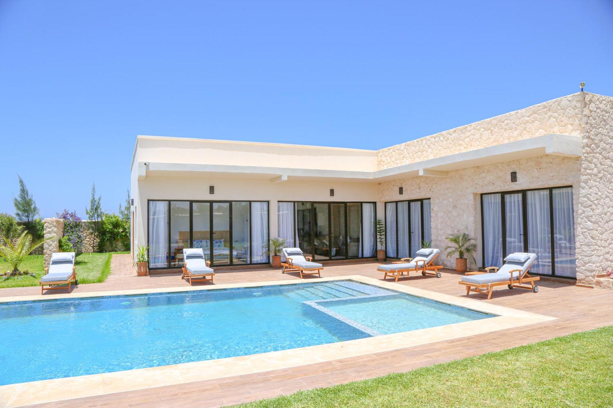 Villa La Rose Bleue - Residence Hoteliere Avec Piscine - Szavíra Kültér fotó