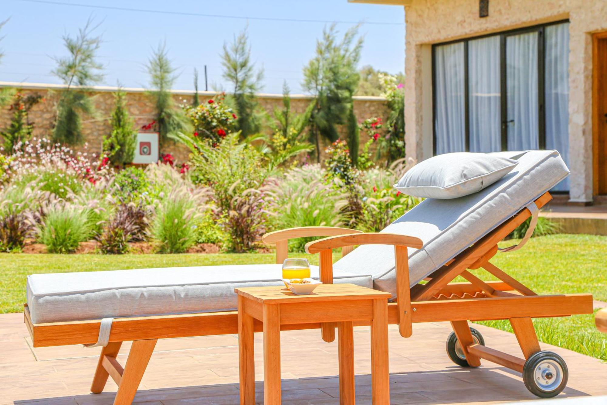 Villa La Rose Bleue - Residence Hoteliere Avec Piscine - Szavíra Kültér fotó