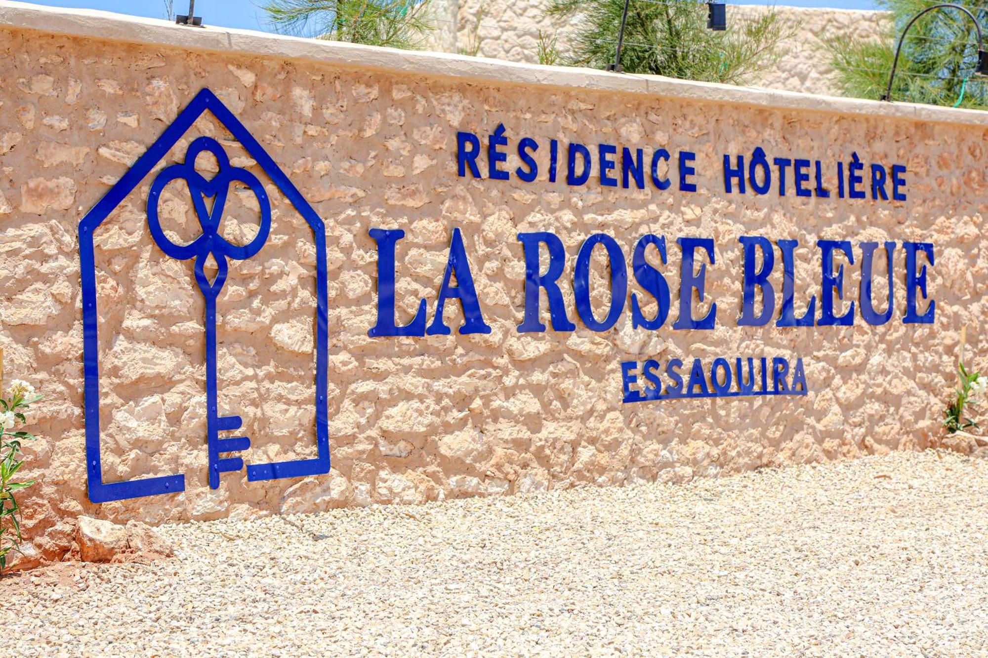 Villa La Rose Bleue - Residence Hoteliere Avec Piscine - Szavíra Kültér fotó