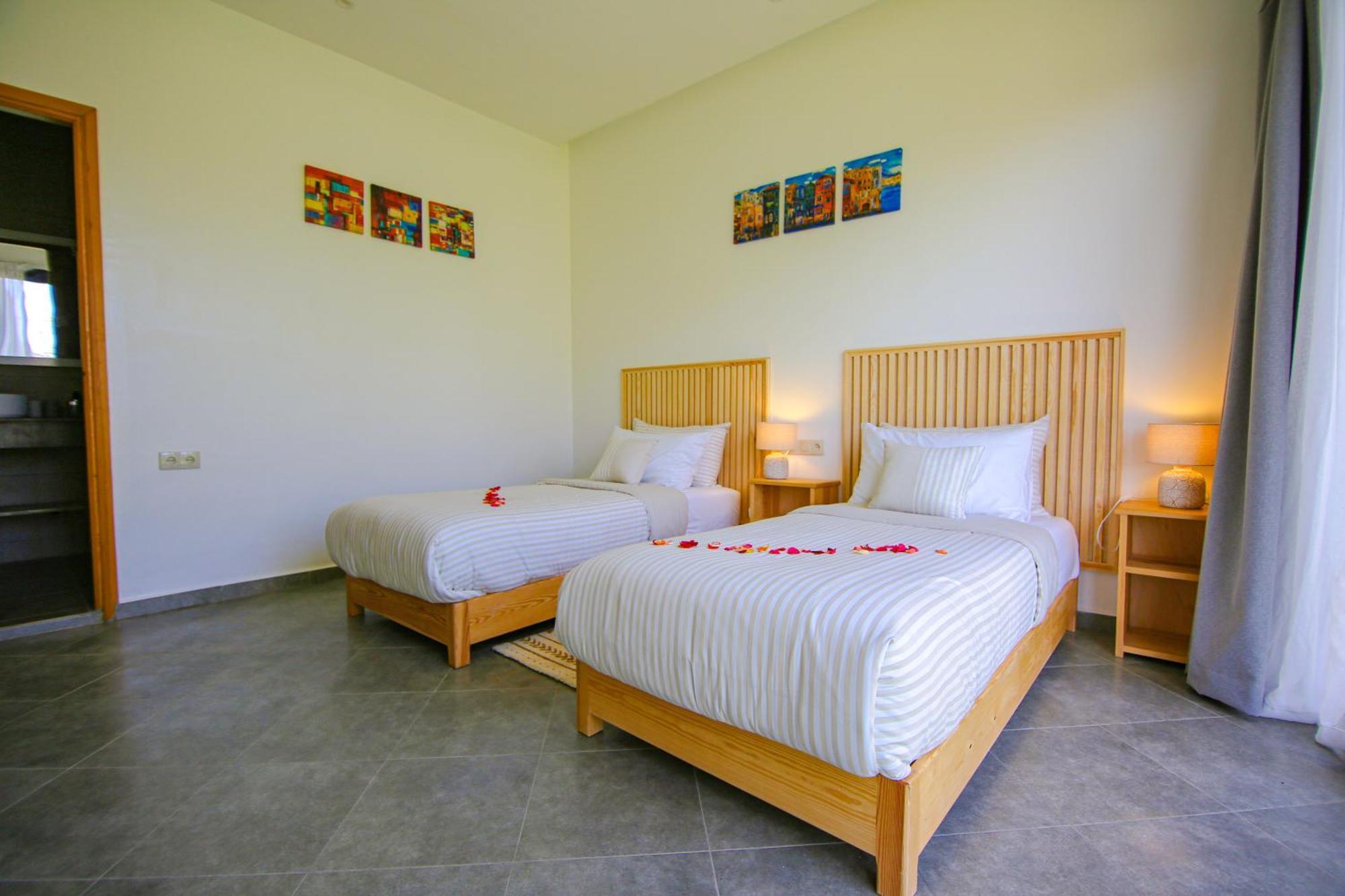 Villa La Rose Bleue - Residence Hoteliere Avec Piscine - Szavíra Kültér fotó