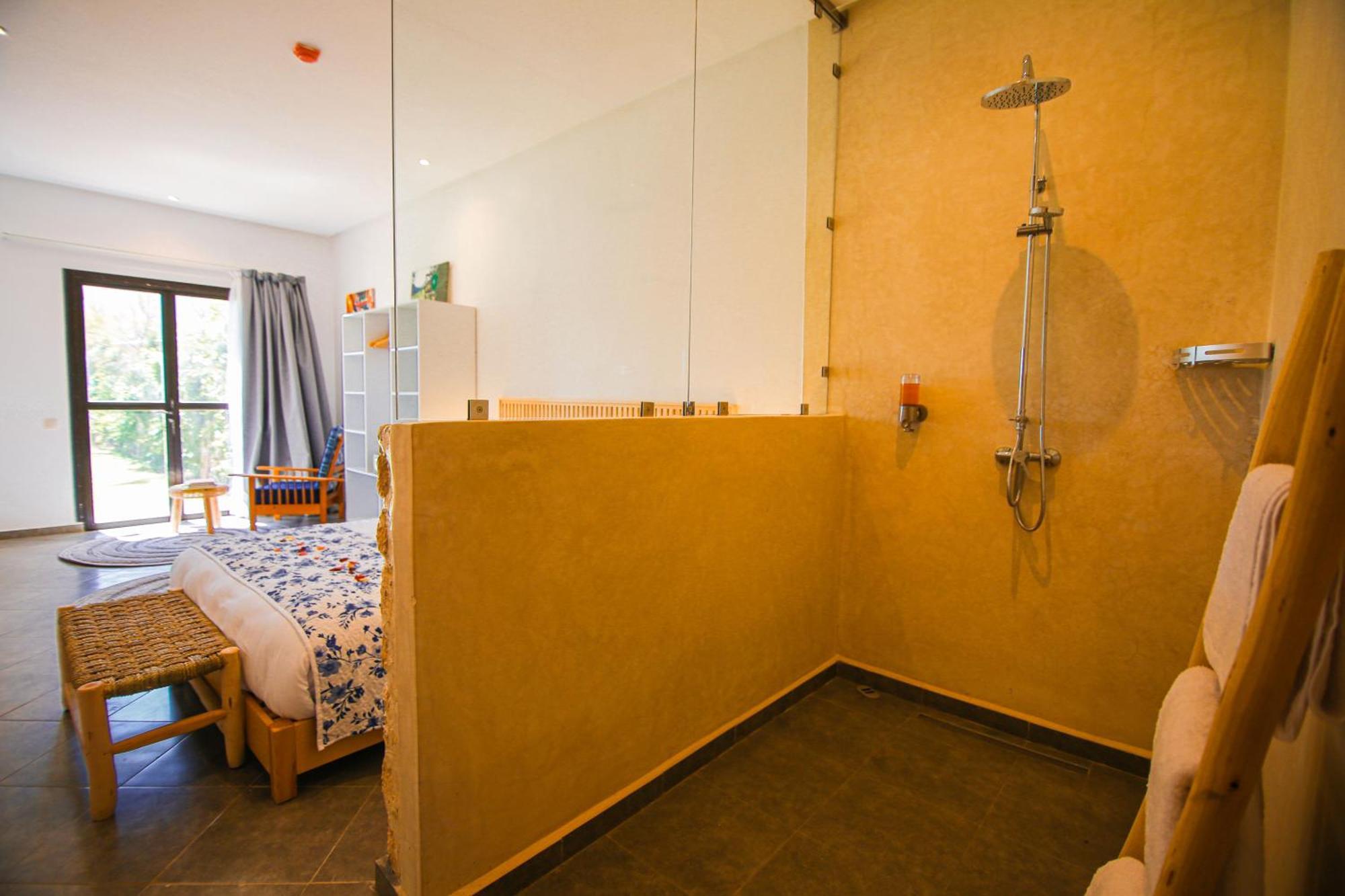 Villa La Rose Bleue - Residence Hoteliere Avec Piscine - Szavíra Kültér fotó